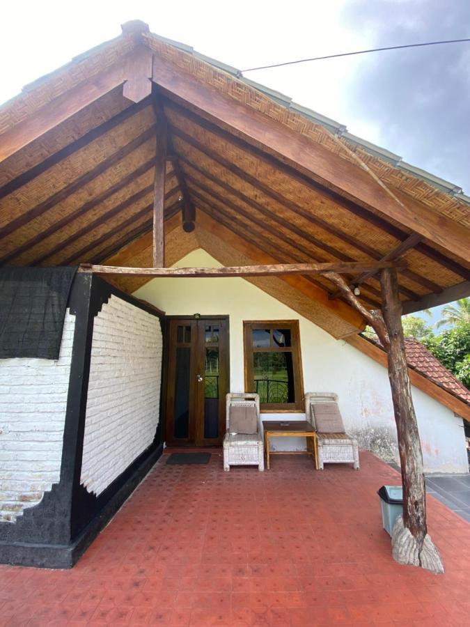 Edrian Bungalows Tetebatu Exterior photo